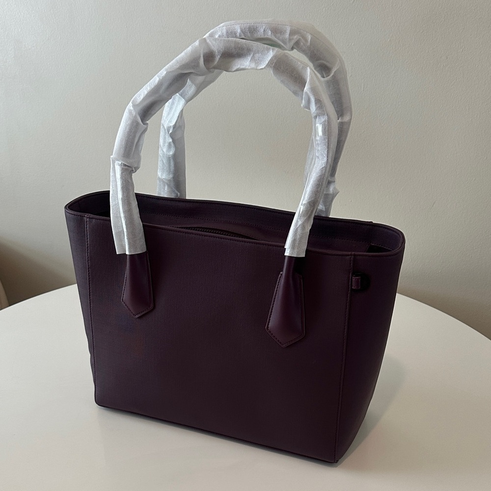Dagne Dover Legend Tote Bag in Eclipse